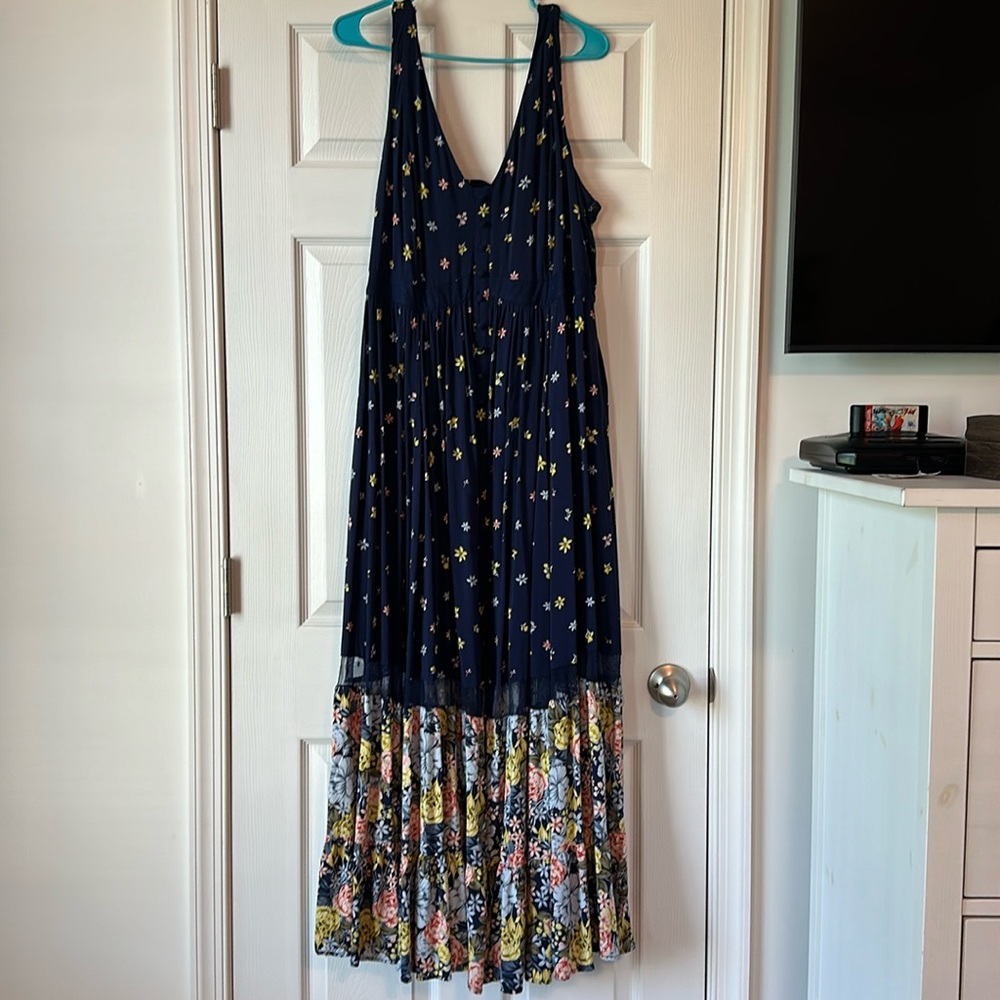 Torrid Plus Size Navy Floral Maxi Dress Sz2